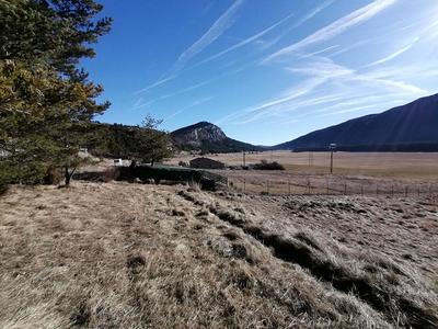 Terrain constructible - 3 000 m²