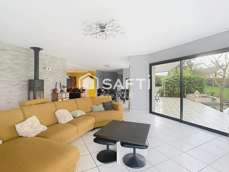 Maison - 210 m² - 7 pièces