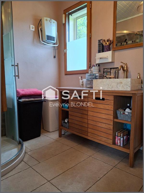 Maison - 85 m² - 5 pièces