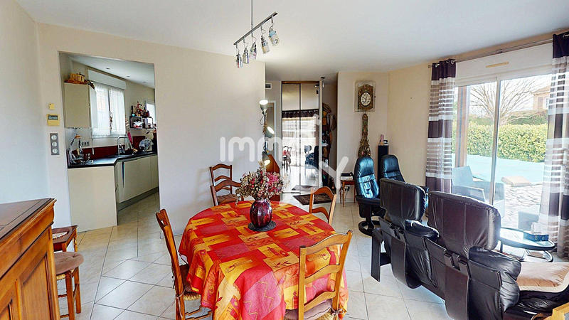 Maison - 111 m² - 5 pièces