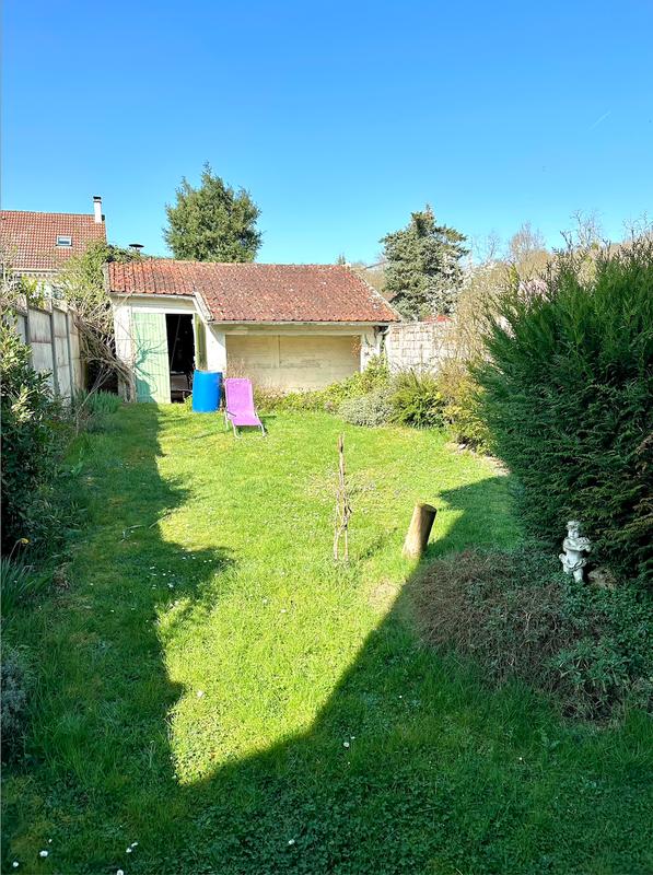 Maison - 95 m² - 5 pièces