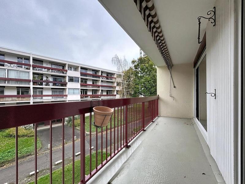 Appartement - 72 m² - 4 pièces