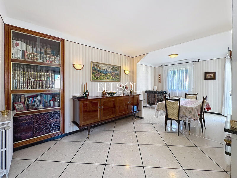 Maison traditionnelle - 120 m² - 5 pièces