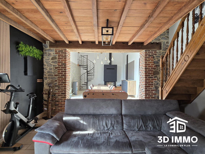 Maison - 230 m² - 7 pièces