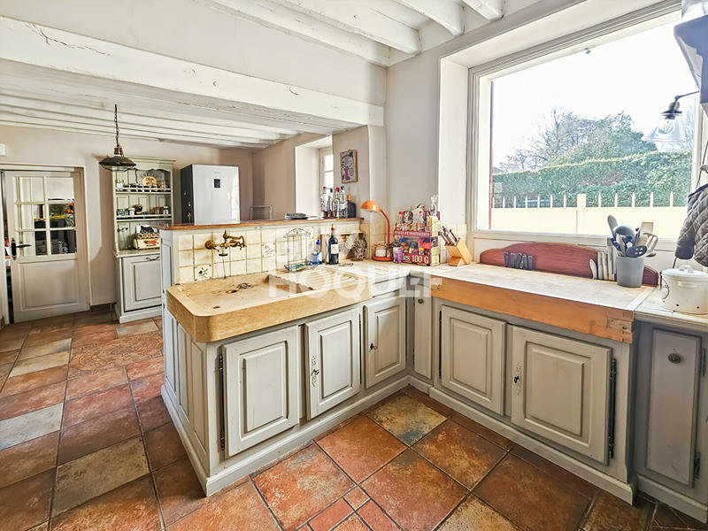 Maison - 200 m² - 8 pièces