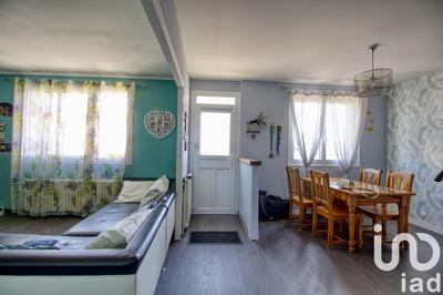 Maison - 98 m² - 5 pièces