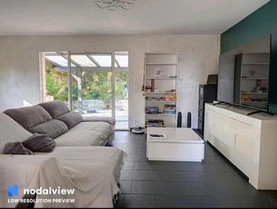 Maison - 101 m² - 5 pièces