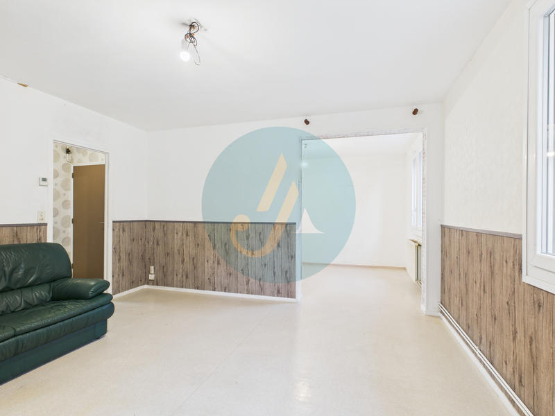 Appartement - 81 m² - 5 pièces