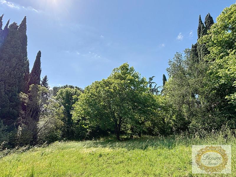 Maison - 500 m² - 11 pièces