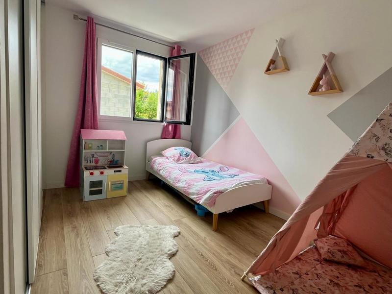 Maison - 92 m² - 4 pièces