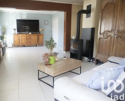 Maison - 219 m² - 9 pièces