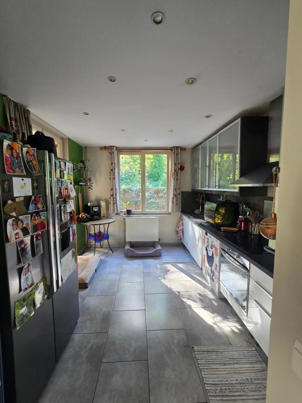 Maison - 167 m² - 7 pièces