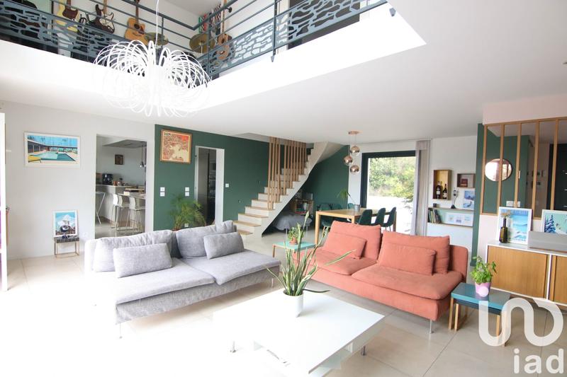 Maison - 150 m² - 6 pièces