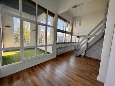 Appartement - 94 m² - 5 pièces