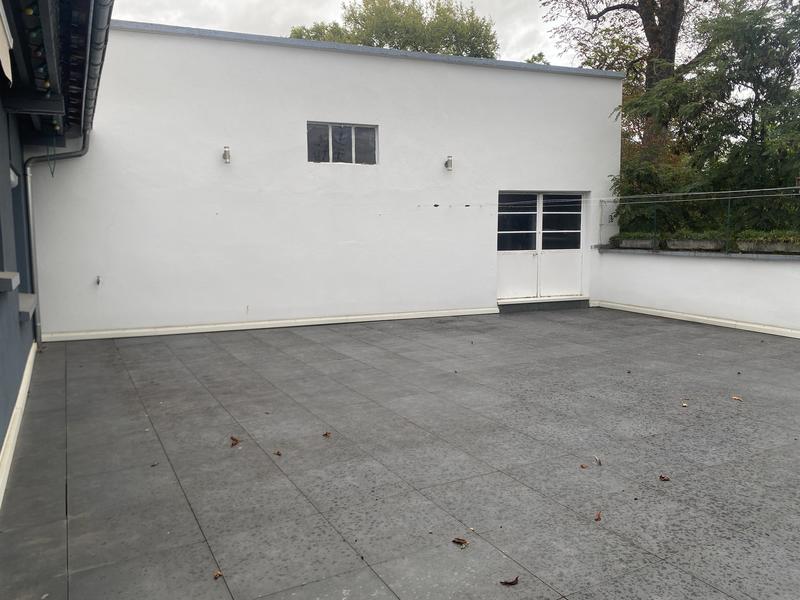 Immeuble - 155 m² - 14 pièces