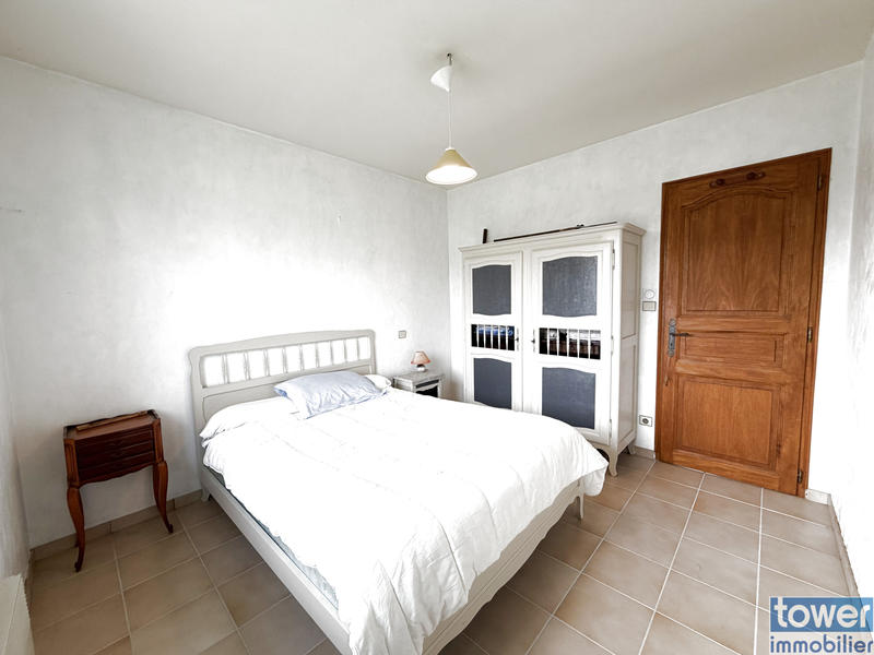 Maison de village - 160 m² - 1 pièce