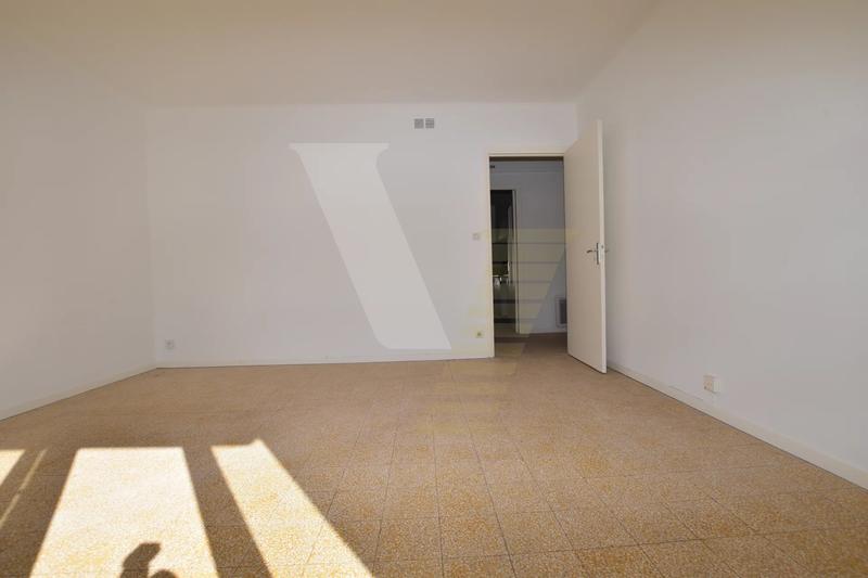 Appartement - 79 m² - 4 pièces