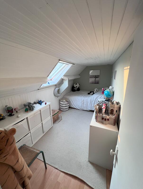 Maison - 95 m² - 5 pièces