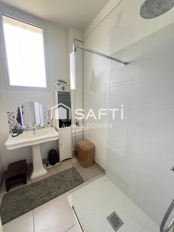 Maison - 105 m² - 4 pièces