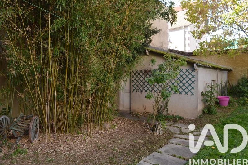 Maison - 390 m² - 12 pièces