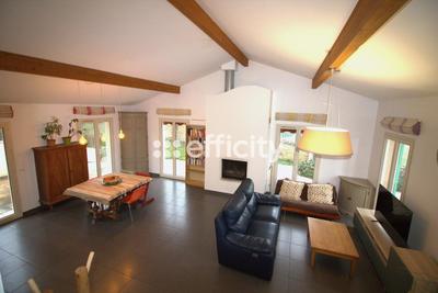 Villa - 146 m² - 8 pièces