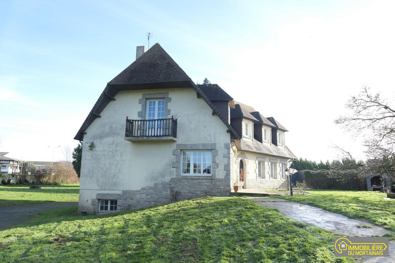 Maison - 171 m² - 7 pièces