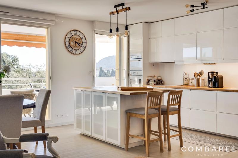 Appartement - 71 m² - 3 pièces