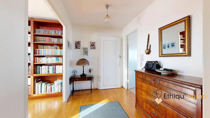 Appartement - 116 m² - 5 pièces