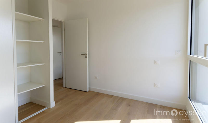 Appartement - 112 m² - 5 pièces