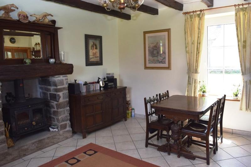 Maison - 152 m² - 7 pièces