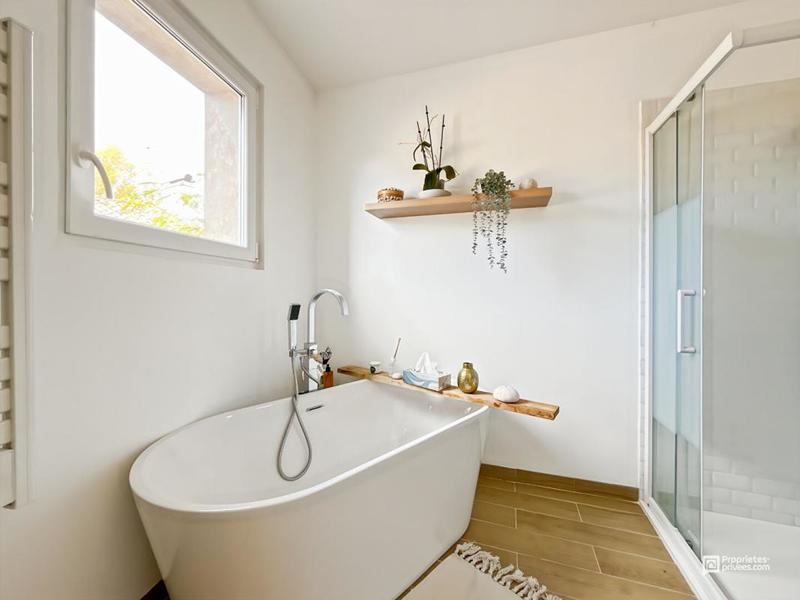 Maison - 105 m² - 4 pièces