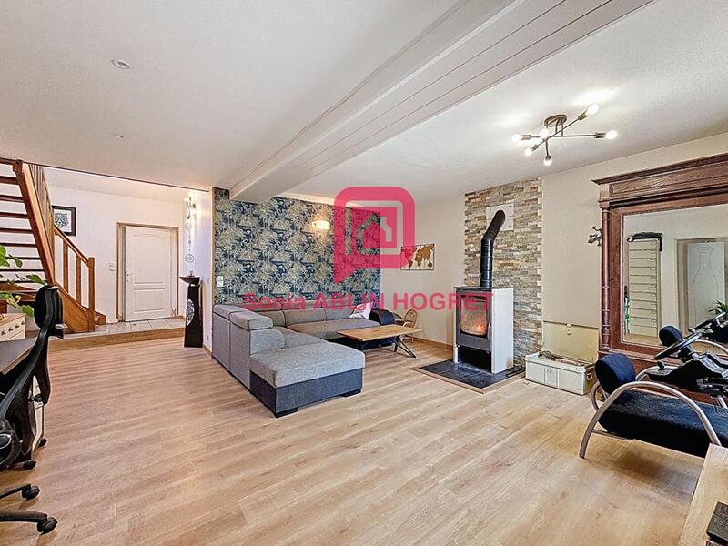 Maison - 164 m² - 6 pièces