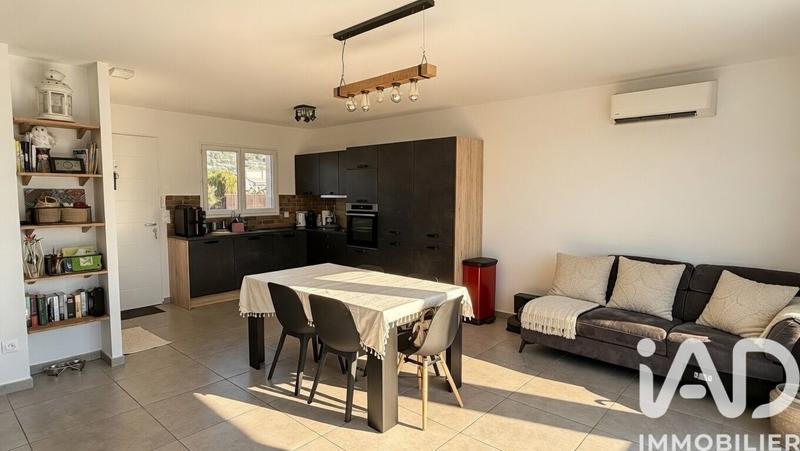 Maison - 110 m² - 5 pièces