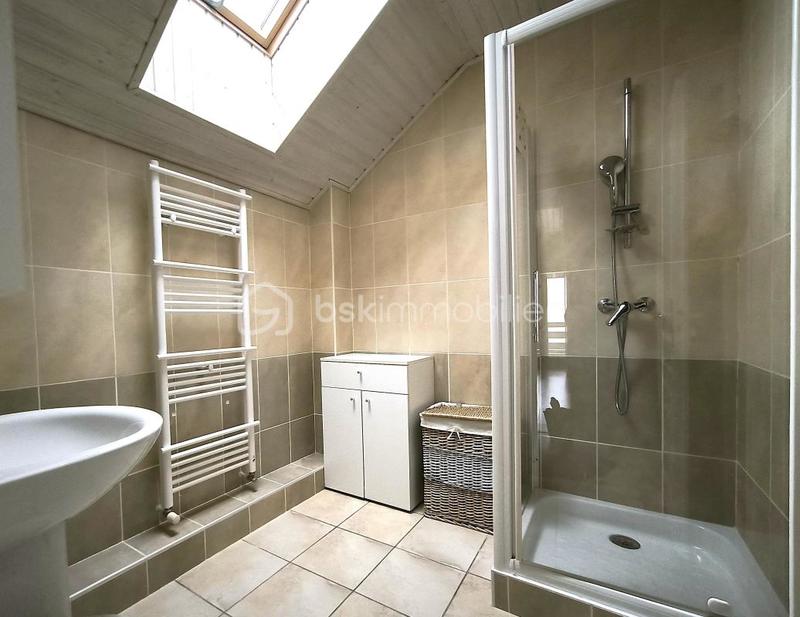 Maison - 179 m² - 6 pièces