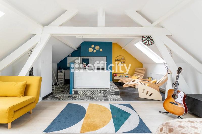 Maison - 200 m² - 7 pièces