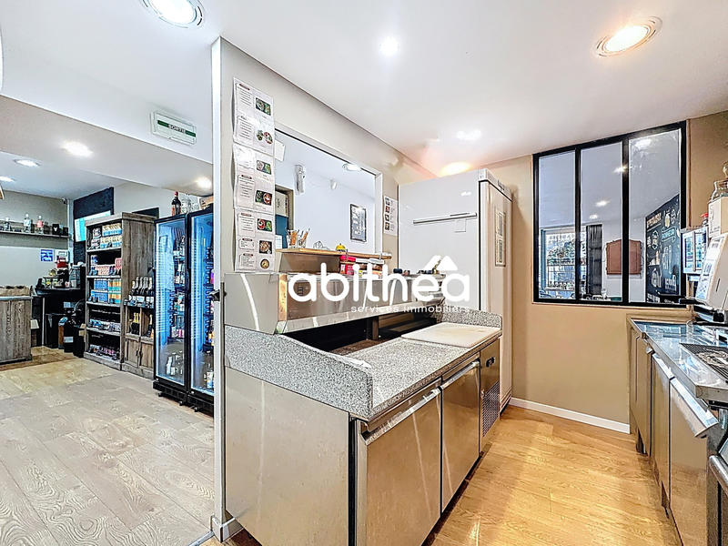 Fonds de commerce - Magasins - 70 m²