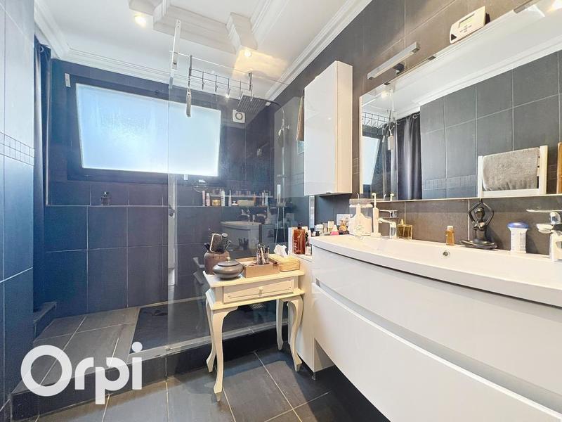 Duplex - 128 m² - 4 pièces