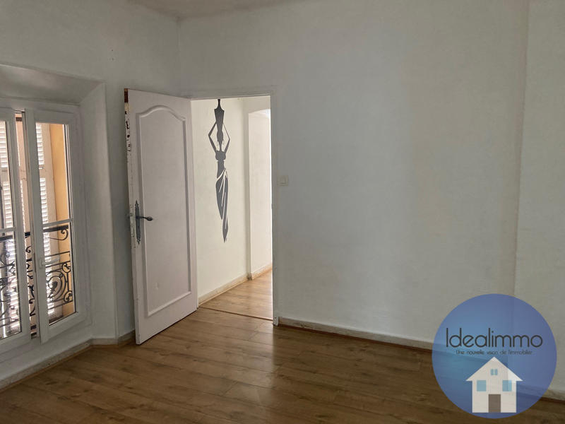 Appartement - 135 m² - 5 pièces