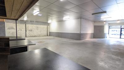 Local commercial - 340 m²