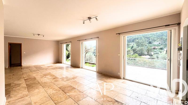 Maison de maîtres - 136 m² - 6 pièces