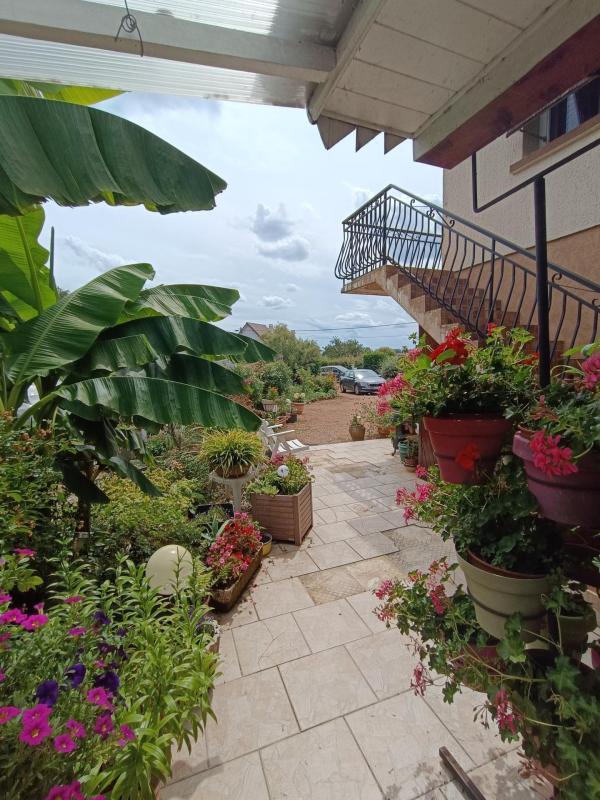 Maison de village - 235 m² - 11 pièces