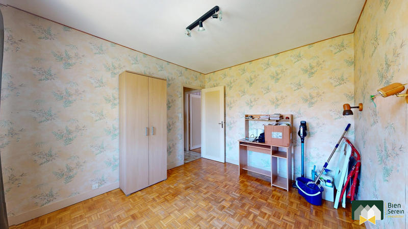 Maison traditionnelle - 76 m² - 4 pièces