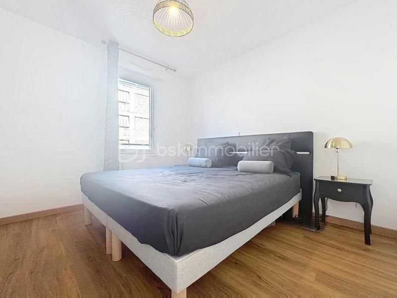 Appartement - 77 m² - 4 pièces