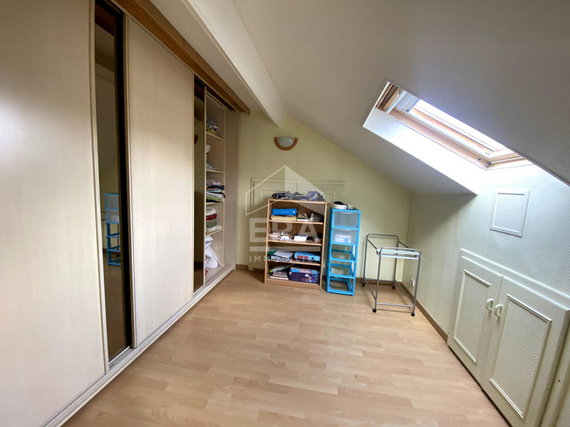 Maison - 137 m² - 6 pièces