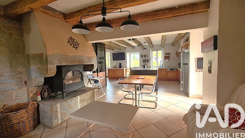Maison - 314 m² - 8 pièces