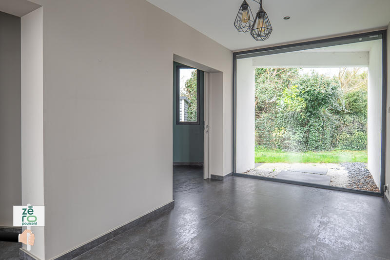 Maison - 280 m² - 7 pièces