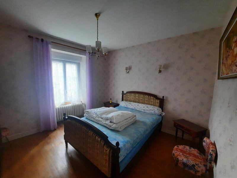 Maison - 94 m² - 5 pièces