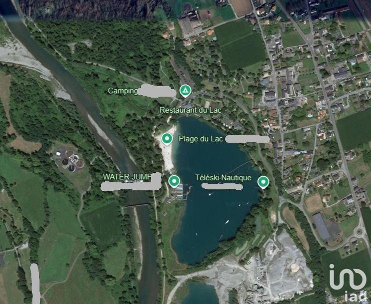 Local commercial - 160 000 m²