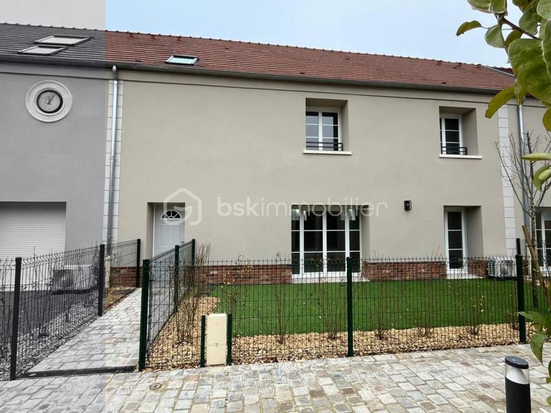 Maison - 137 m² - 4 pièces