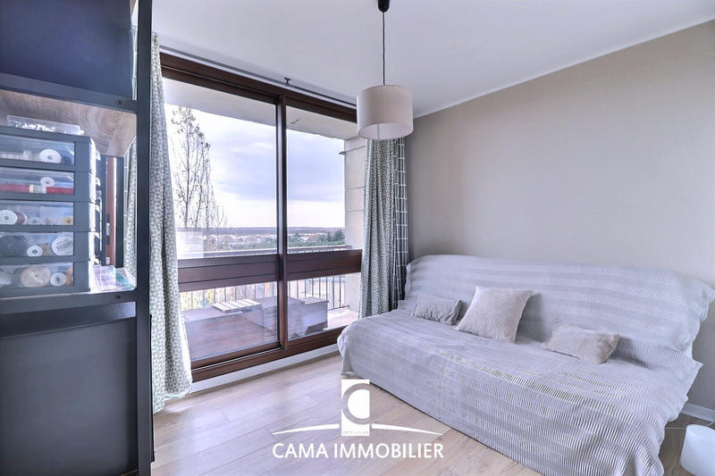 Appartement - 84 m² - 4 pièces